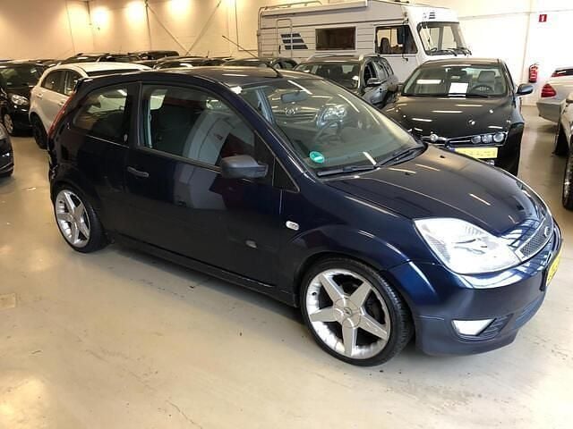 Occasion Ford Fiesta 80 PK (58 kW) 2005 Blauw (metallic) Hatchback