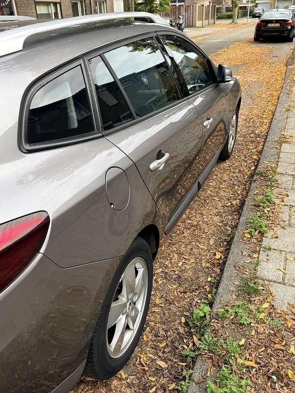 Occasion Renault Mégane GrandTour Dynamique 110 PK (80 kW) 2010 Stationwagen