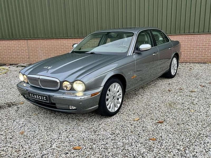 Occasion Jaguar XJ Executive 258 PK (189 kW) 2004 Grijs Sedan