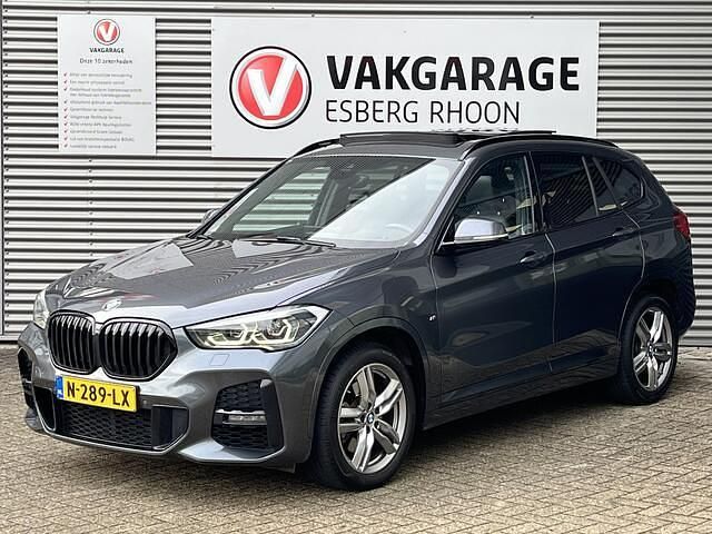 Occasion BMW X1 Executive 180 PK (132 kW) 2021 Grijs (metallic) SUV