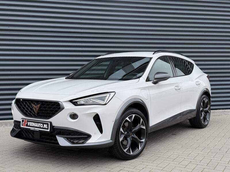 Wit Gebruikt 2022 Cupra Formentor VZ2 SUV | € 29.445 (Eerlijke prijs) - Afbeelding 1/4