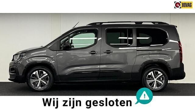 Grijs (metallic) Gebruikt 2022 Peugeot Rifter GTi MPV | € 32.995 (Iets duurder) - Afbeelding 1/2