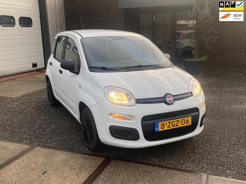 Wit Gebruikt 2014 Fiat Panda Hatchback | € 2.650 (Goede deal) - Afbeelding 1/4