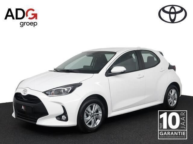 Wit Gebruikt 2025 Toyota Yaris Active Hatchback | € 27.950 (Duur) - Afbeelding 1/4