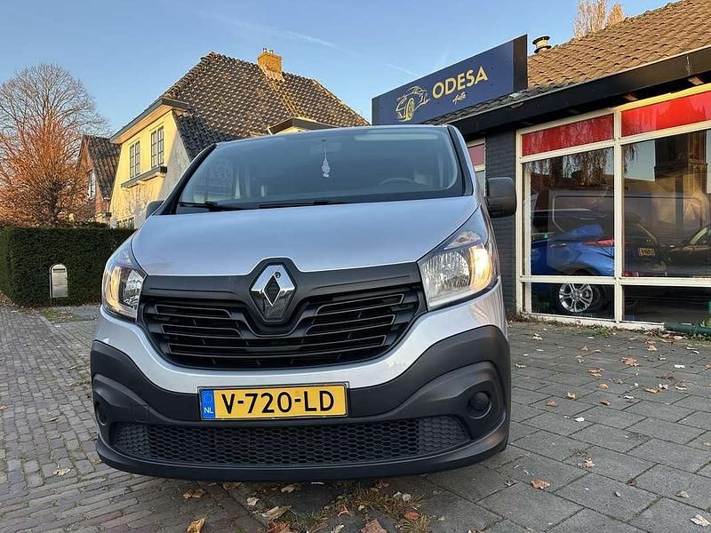 Gebruikt 2018 Opel Vivaro Van | € 7.250 (Super prijs) - Afbeelding 1/4