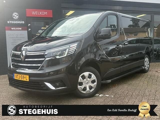 Zwart Gebruikt 2023 Renault Trafic Van | € 18.950 (Super prijs) - Afbeelding 1/4