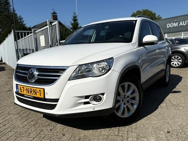 Wit Gebruikt 2010 VW Tiguan Sport SUV | € 4.999 (Eerlijke prijs) - Afbeelding 1/4