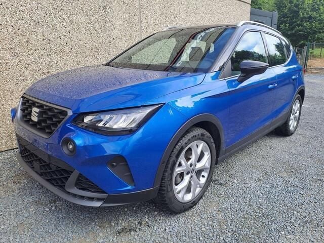 Blauw Gebruikt 2023 Seat Arona FR SUV | € 18.450 (Goede deal) - Afbeelding 1/4