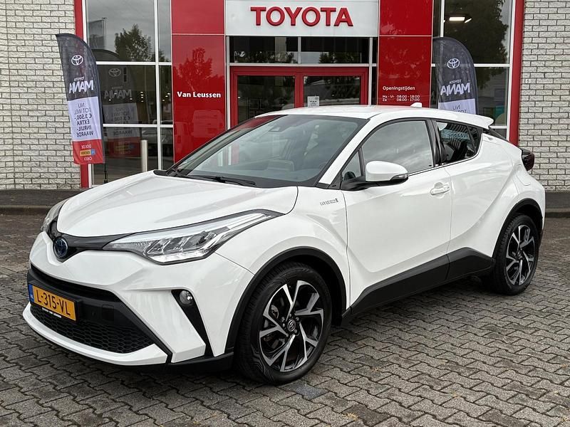 Wit Occasion 2021 Toyota C-HR SUV | € 21.400 (Goede deal) - Afbeelding 1/4