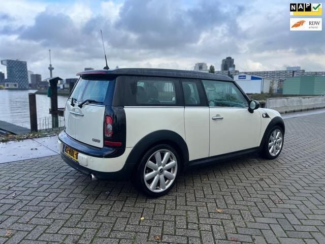 Wit Occasion 2008 Mini Cooper Clubman Pepper Stationwagen | € 3.850 (Eerlijke prijs) - Afbeelding 1/4