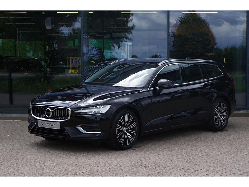 Zwart, metallic lak Gebruikt 2021 Volvo V60 Inscription Stationwagen | € 28.950 (Super prijs) - Afbeelding 1/4