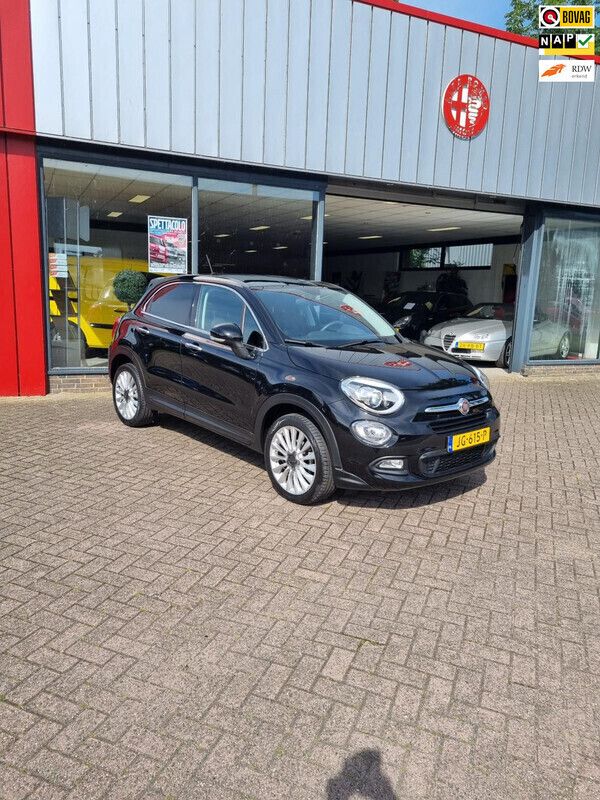 Zwart Gebruikt 2016 Fiat 500X Lounge SUV | € 14.450 (Eerlijke prijs) - Afbeelding 1/4