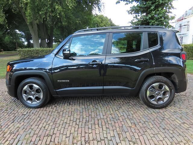 Occasion Jeep Renegade Longitude 142 PK (104 kW) 2017 Zwart SUV