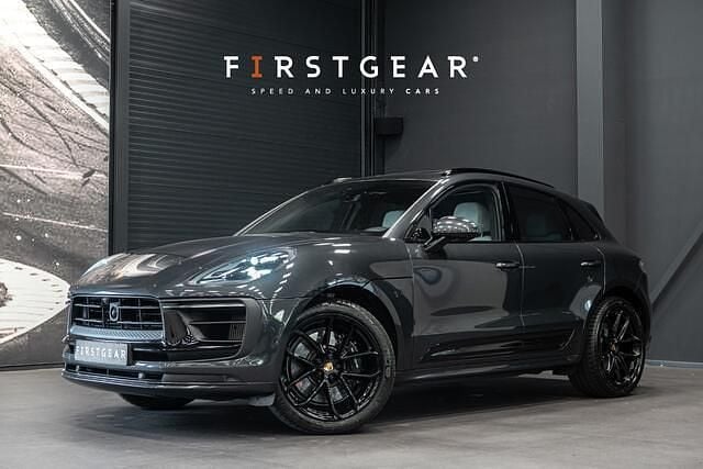 Grijs Occasion 2022 Porsche Macan Sport SUV | € 89.900 (Eerlijke prijs) - Afbeelding 1/4