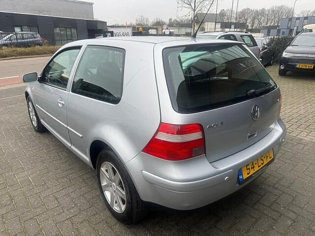 Occasion VW Golf IV 102 PK (75 kW) 2003 Grijs Hatchback
