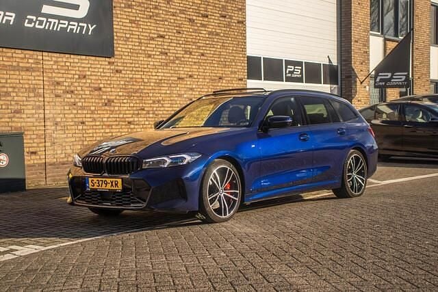 Occasion BMW 320 M Sport 184 PK (135 kW) 2023 Blauw Stationwagen
