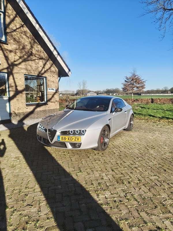 Occasion Alfa Romeo Brera 185 PK (136 kW) 2007 Zilver Coupé