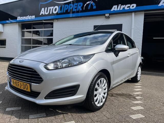 Grijs Gebruikt 2013 Ford Fiesta Hatchback | € 5.650 (Eerlijke prijs) - Afbeelding 1/4