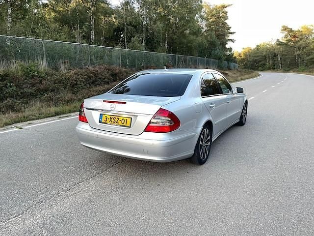 Occasion Mercedes E200 Avantgarde 136 PK (100 kW) 2007 Grijs Sedan