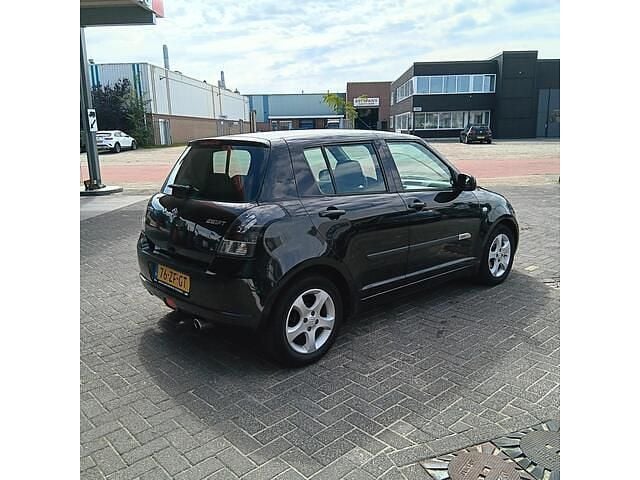 Afbeelding 2/4