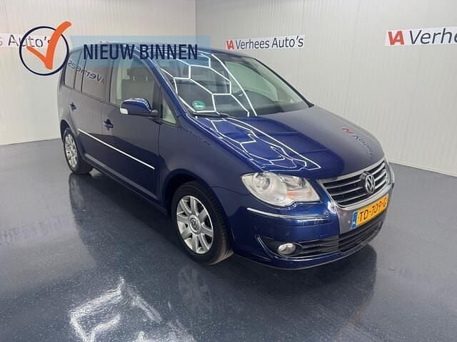 Blauw Gebruikt 2008 VW Touran Highline MPV | € 4.995 (Eerlijke prijs) - Afbeelding 1/4