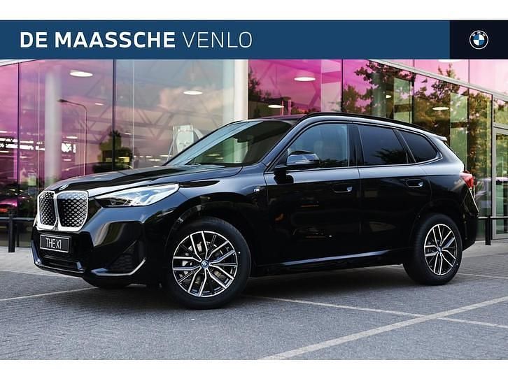 Nieuw 2025 BMW iX1 M Sport SUV | € 55.504 (Super prijs) - Afbeelding 1/1