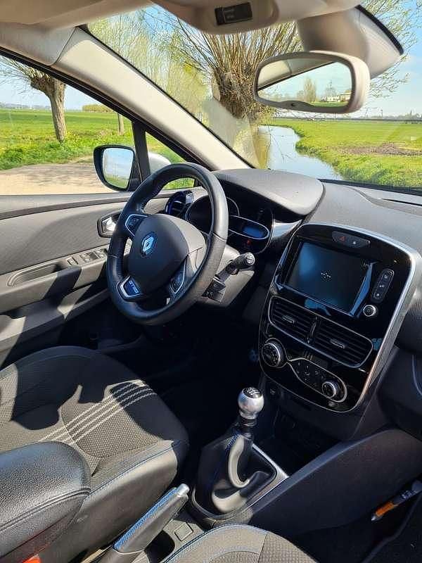 Occasion Renault Clio IV Intens 118 PK (86 kW) 2016 Blauw Hatchback
