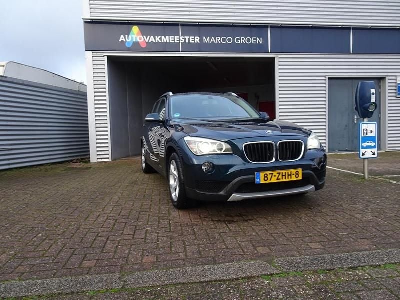 Blauw Occasion 2012 BMW X1 Efficient Dynamics SUV | € 12.450 (Eerlijke prijs) - Afbeelding 1/4