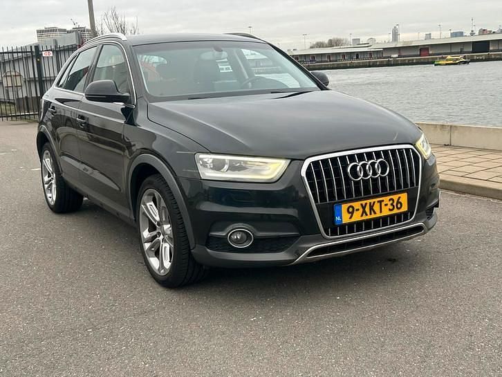 Zwart (metallic) Gebruikt 2014 Audi Q3 Proline SUV | € 12.950 (Eerlijke prijs) - Afbeelding 1/4
