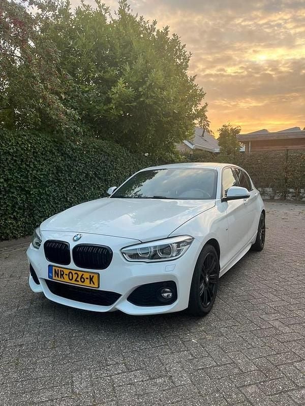 Gebruikt 2016 BMW 118 Hatchback | € 14.950 (Goede deal) - Afbeelding 1/4