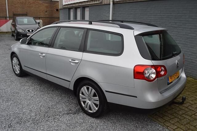 Occasion VW Passat Highline 122 PK (89 kW) 2010 Grijs Stationwagen