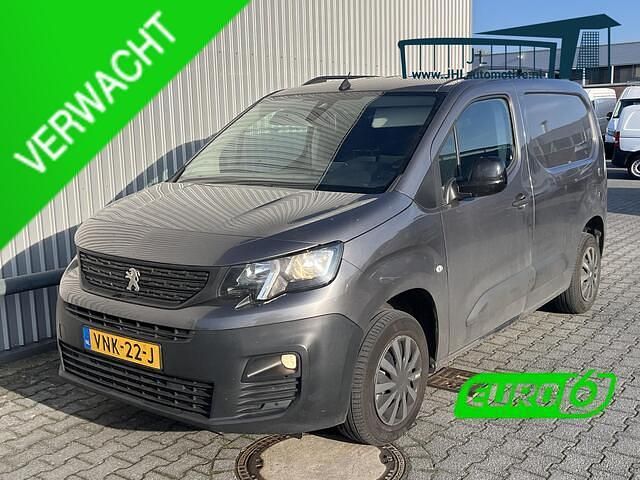 Grijs Occasion 2021 Peugeot Partner MPV | € 10.750 (Eerlijke prijs) - Afbeelding 1/4