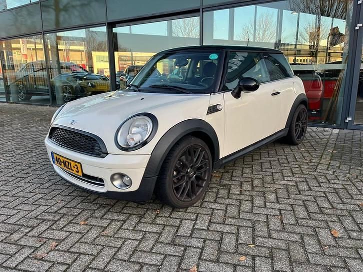 Occasion Mini Cooper Business 123 PK (90 kW) 2011 Wit Hatchback