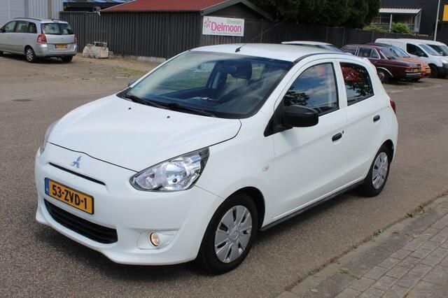 Wit Gebruikt 2013 Mitsubishi Space Star Inform Hatchback | € 4.750 (Eerlijke prijs) - Afbeelding 1/4