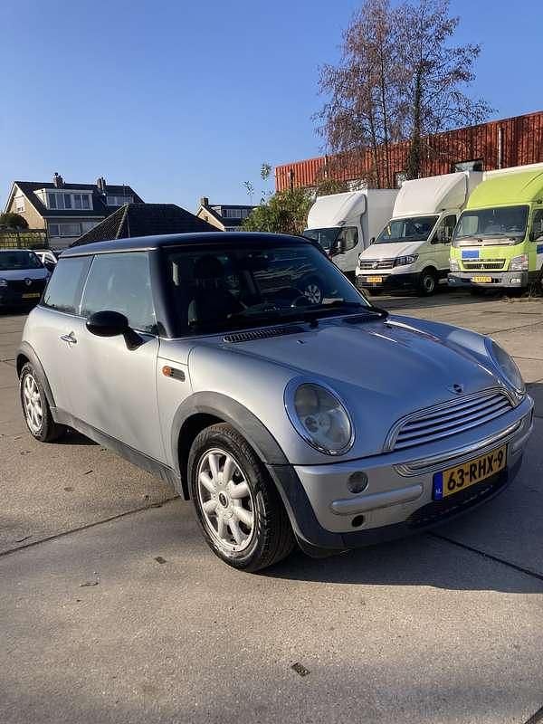 Occasion Mini Cooper Salt 90 PK (66 kW) 2002 Grijs Hatchback