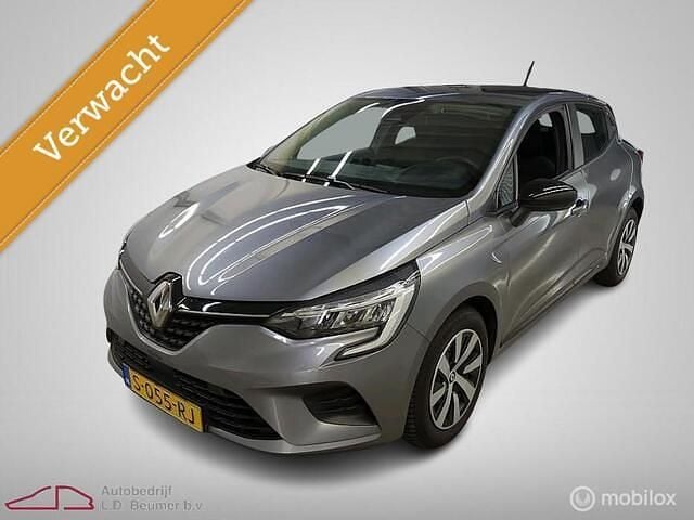 Grijs Gebruikt 2023 Renault Clio V Equilibre Hatchback | € 15.950 (Eerlijke prijs) - Afbeelding 1/4