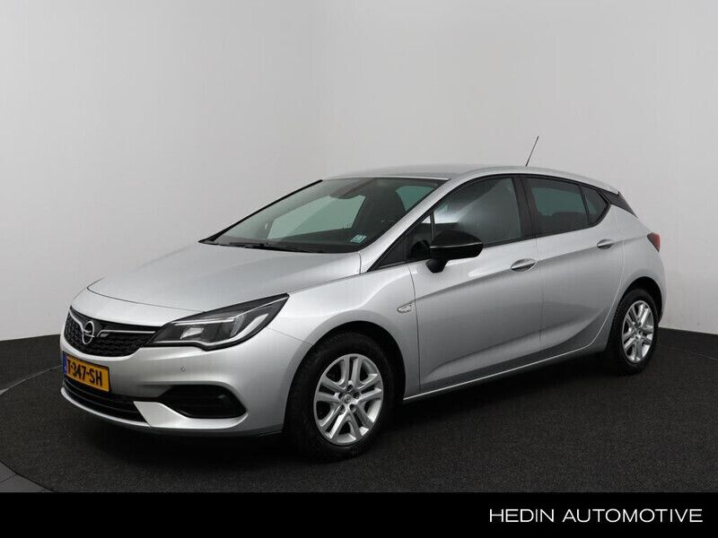 Grijs Gebruikt 2021 Opel Astra Business Edition Hatchback | € 14.950 (Eerlijke prijs) - Afbeelding 1/4