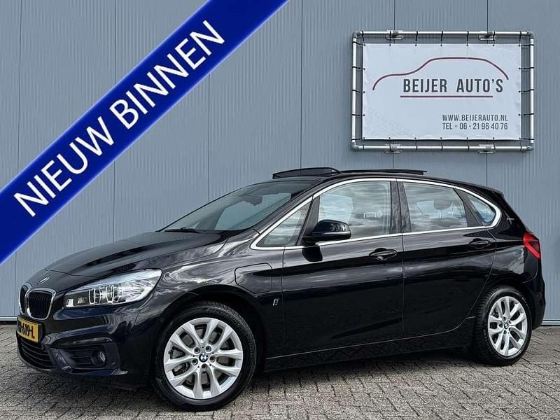 Zwart Gebruikt 2016 BMW 225 Active Tourer iPerformance MPV | € 14.895 (Eerlijke prijs) - Afbeelding 1/4