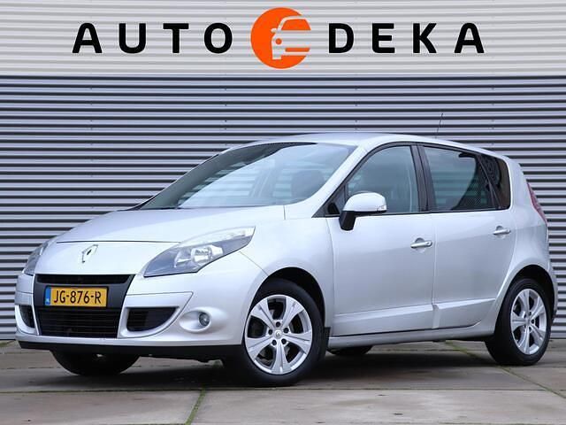 Grijs Gebruikt 2010 Renault Scénic III Dynamique MPV | € 5.950 (Eerlijke prijs) - Afbeelding 1/4