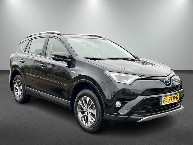 Zwart Gebruikt 2017 Toyota RAV4 SUV | € 25.901 (Goede deal) - Afbeelding 1/3