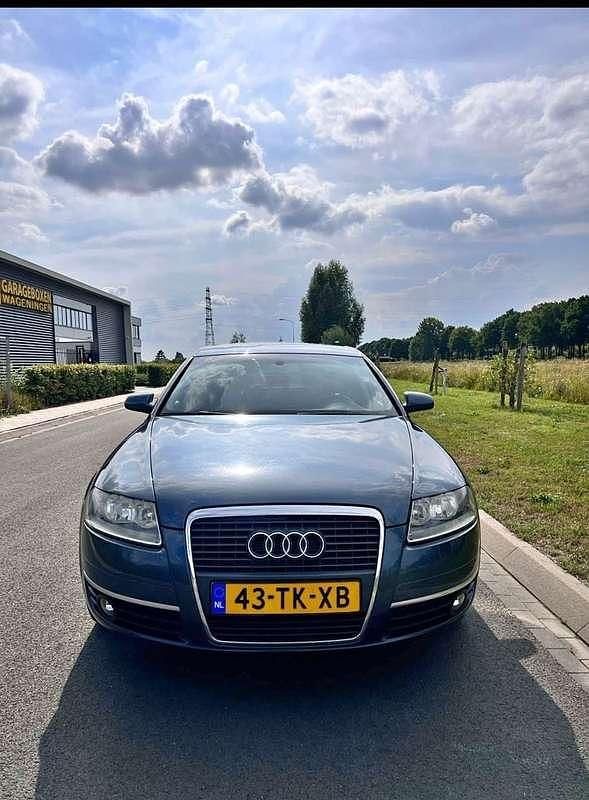 Blauw Gebruikt 2006 Audi A6 Sedan | € 2.800 (Eerlijke prijs) - Afbeelding 1/4
