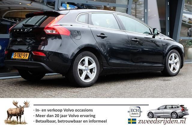 Occasion Volvo V40 Momentum 116 PK (85 kW) 2013 Zwart Hatchback
