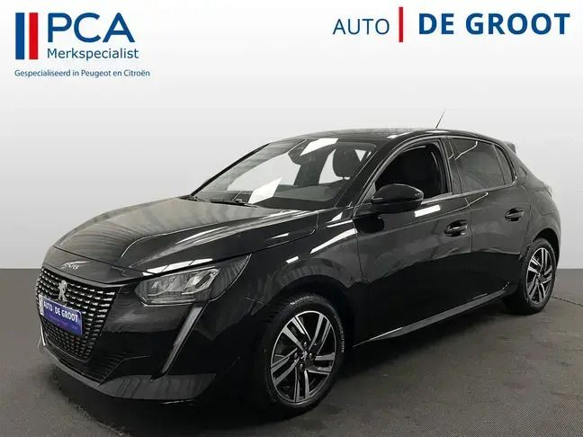 Zwart Gebruikt 2022 Peugeot 208 Allure Hatchback | € 19.800 (Eerlijke prijs) - Afbeelding 1/4