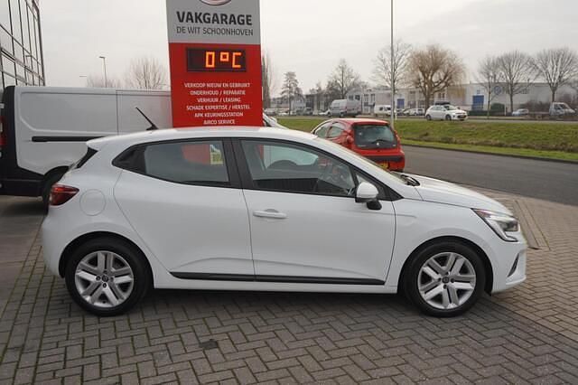 Occasion Renault Clio V Zen 91 PK (66 kW) 2022 Wit Hatchback