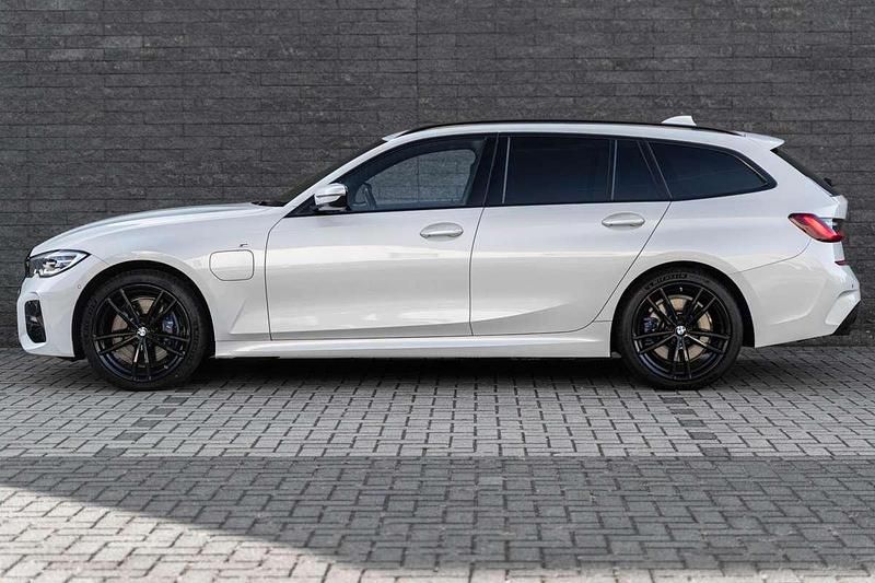 Occasion BMW 330e M Sport 292 PK (214 kW) 2021 Wit Sedan