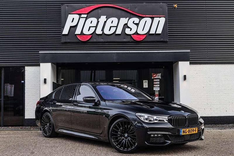 Occasion BMW 740 Executive 328 PK (241 kW) 2017 Zwart Sedan