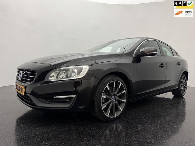 Zwart Gebruikt 2014 Volvo S60 Momentum Sedan | € 7.995 - Afbeelding 1/4