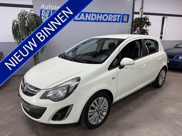Groen Gebruikt 2013 Opel Corsa Hatchback | € 6.495 (Iets duurder) - Afbeelding 1/4
