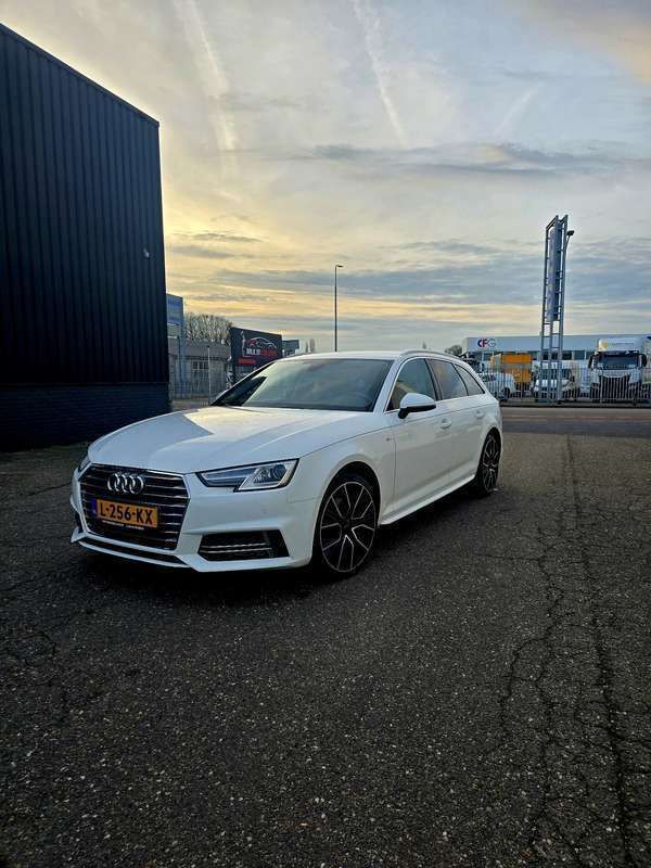 Gebruikt 2018 Audi A4 Sport Stationwagen | € 15.500 (Eerlijke prijs) - Afbeelding 1/4