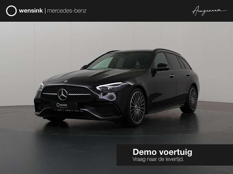 Zwart, metallic lak Gebruikt 2025 Mercedes C180 Edition Stationwagen | € 58.850 - Afbeelding 1/4
